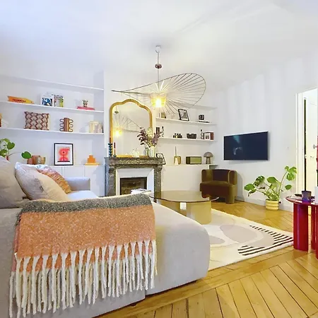 Elegant Near Bastille Апартаменты